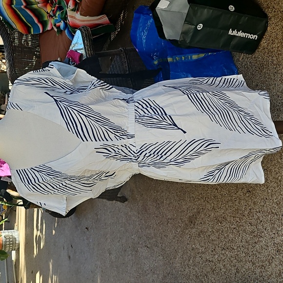 New W Tag CUPSHE White and Blue Leaf Print Swim Cover-Up L - Picture 3 of 10